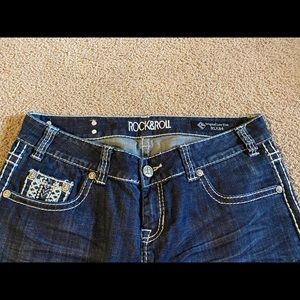 Jeans rock n roll 31 x34 like new